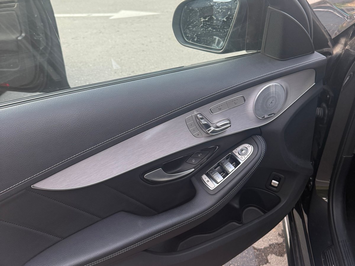Mercedes-Benz AMG C 43 - Bild 5