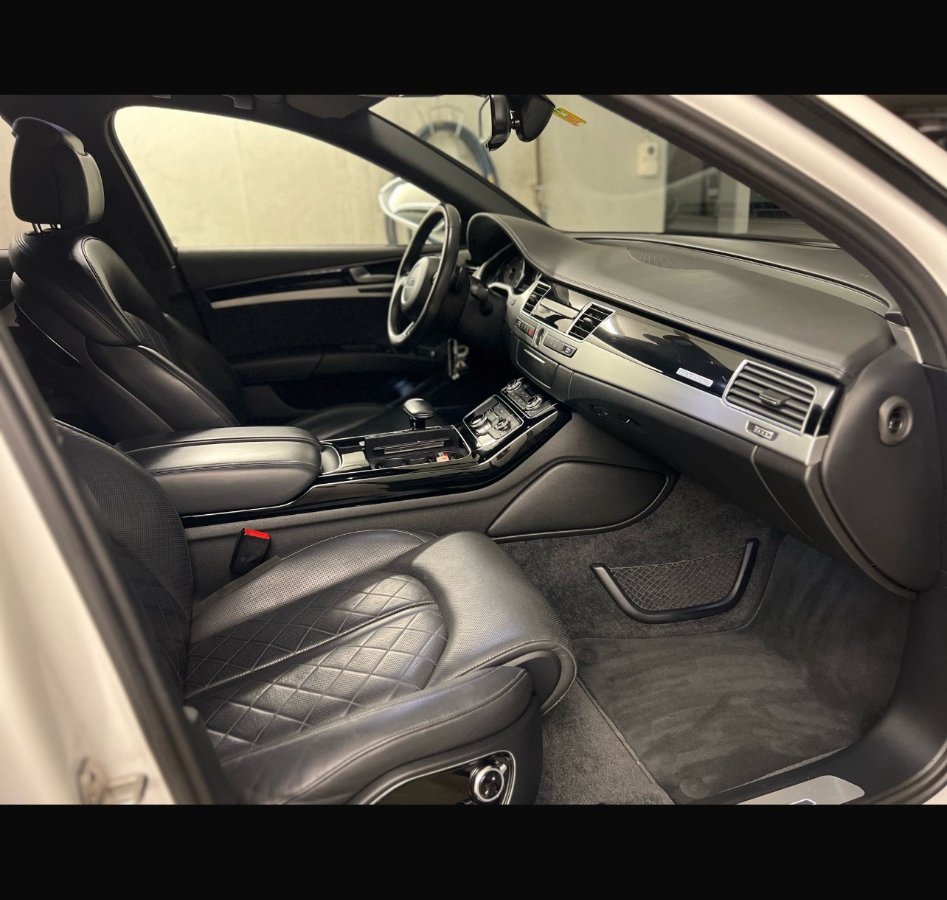 Audi A8 - Bild 12