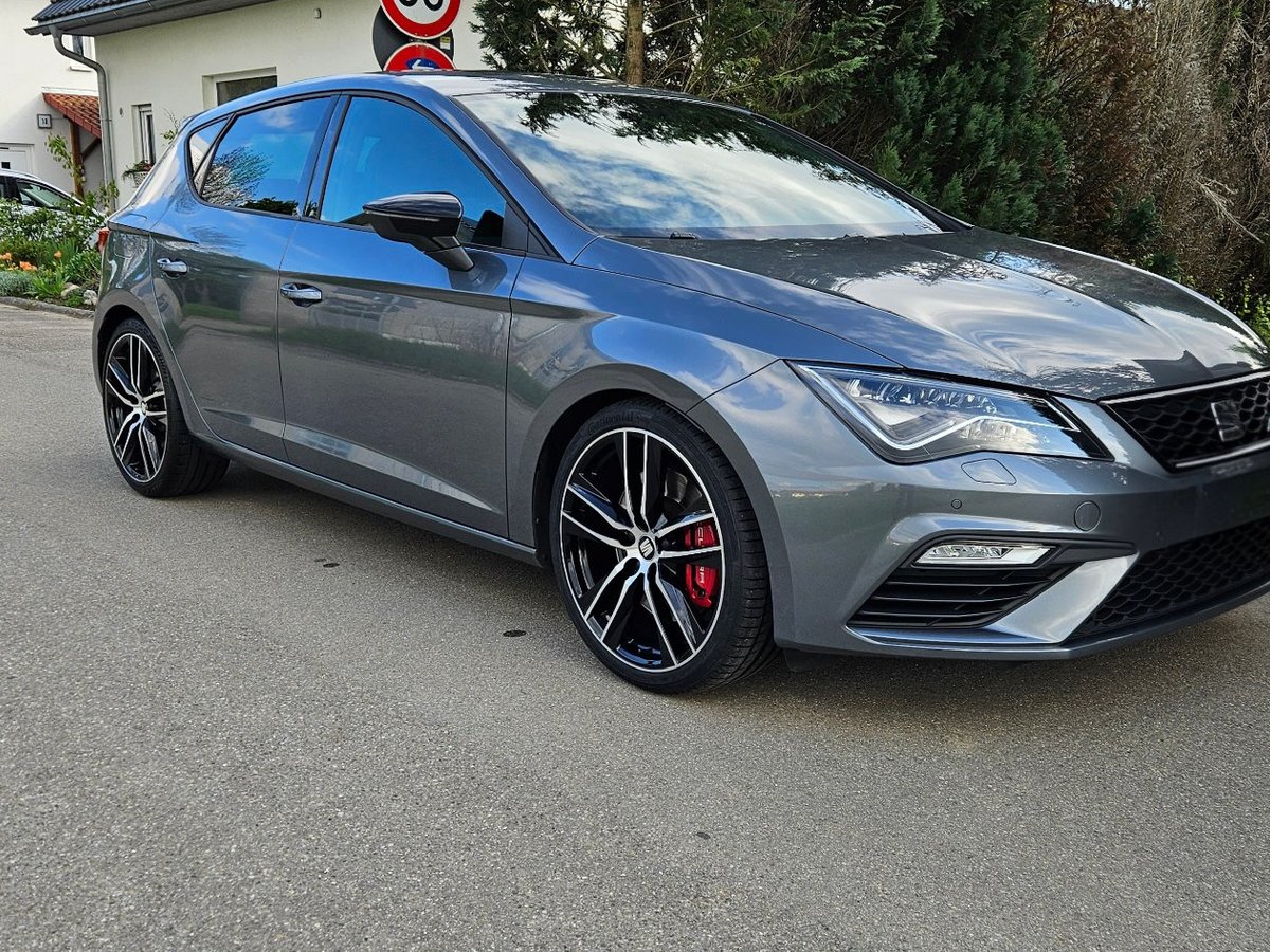 SEAT Leon - Bild 1